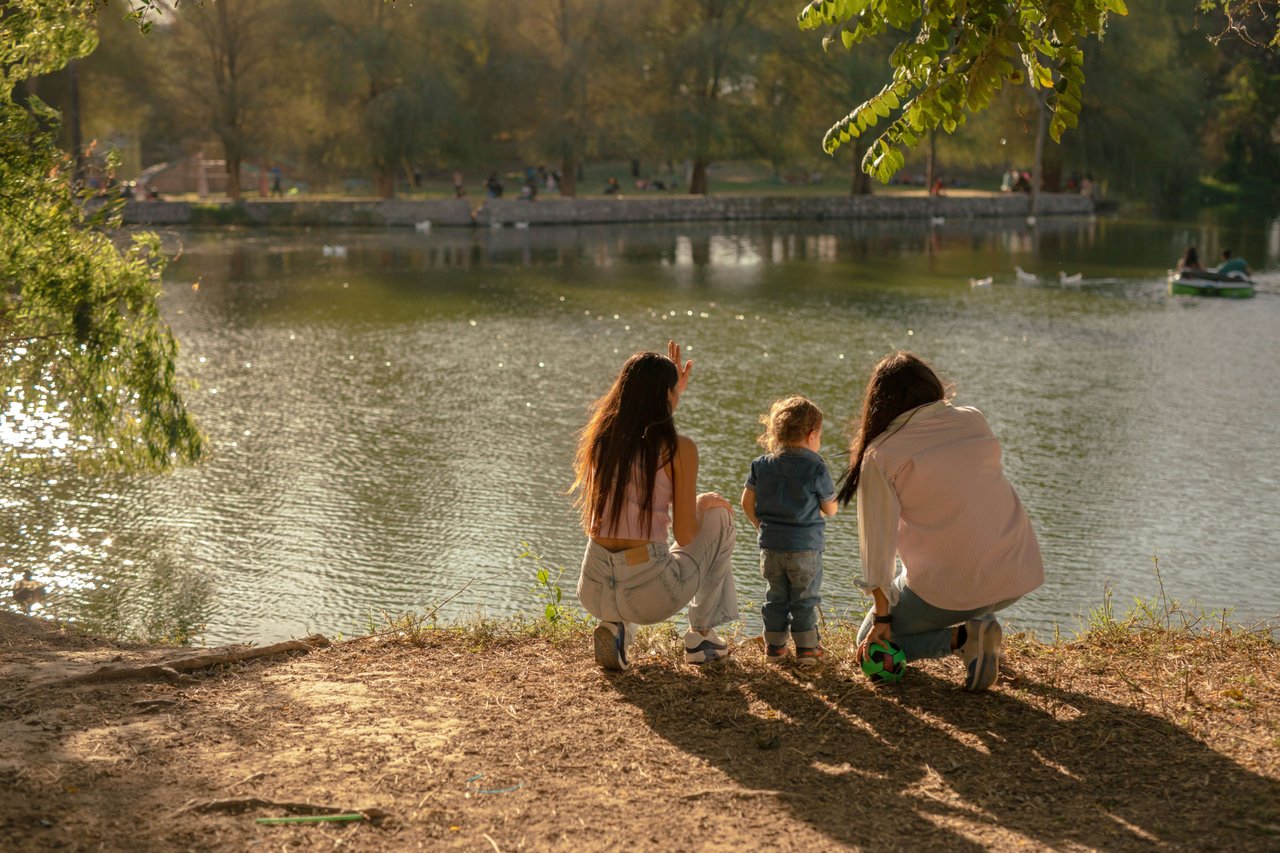 children on lake norman