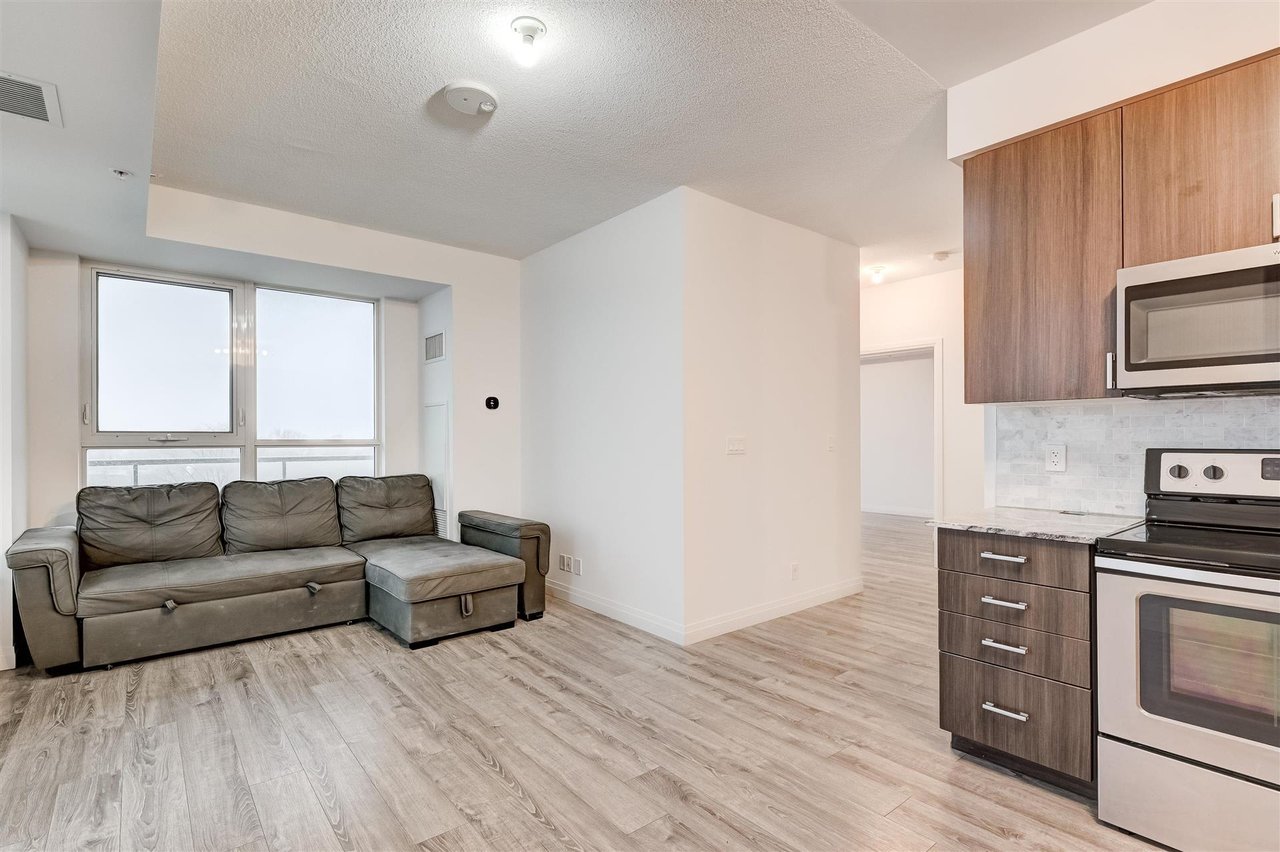 #902 - 22 East Haven Dr