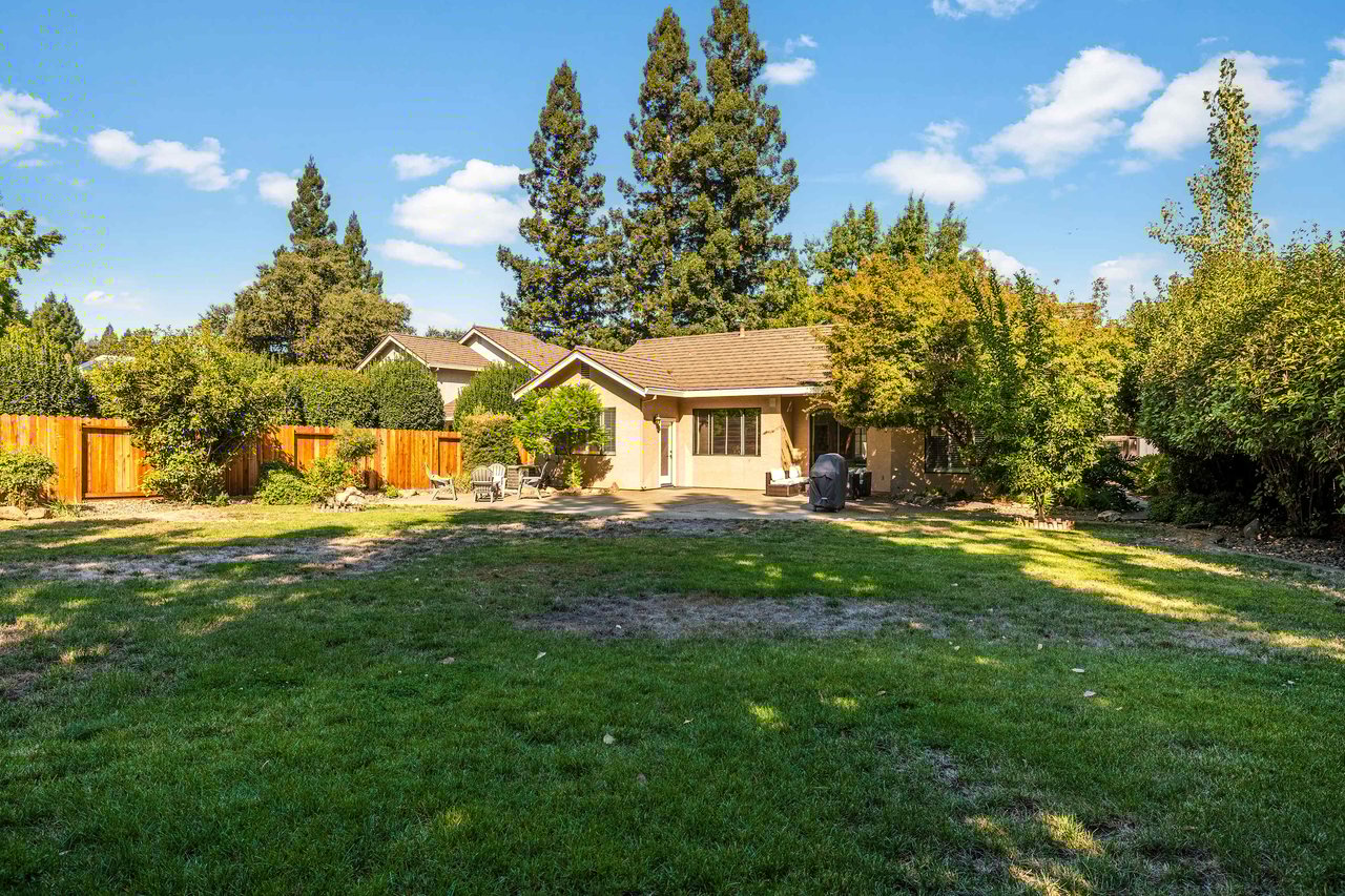 11853 Prospect Hill Dr