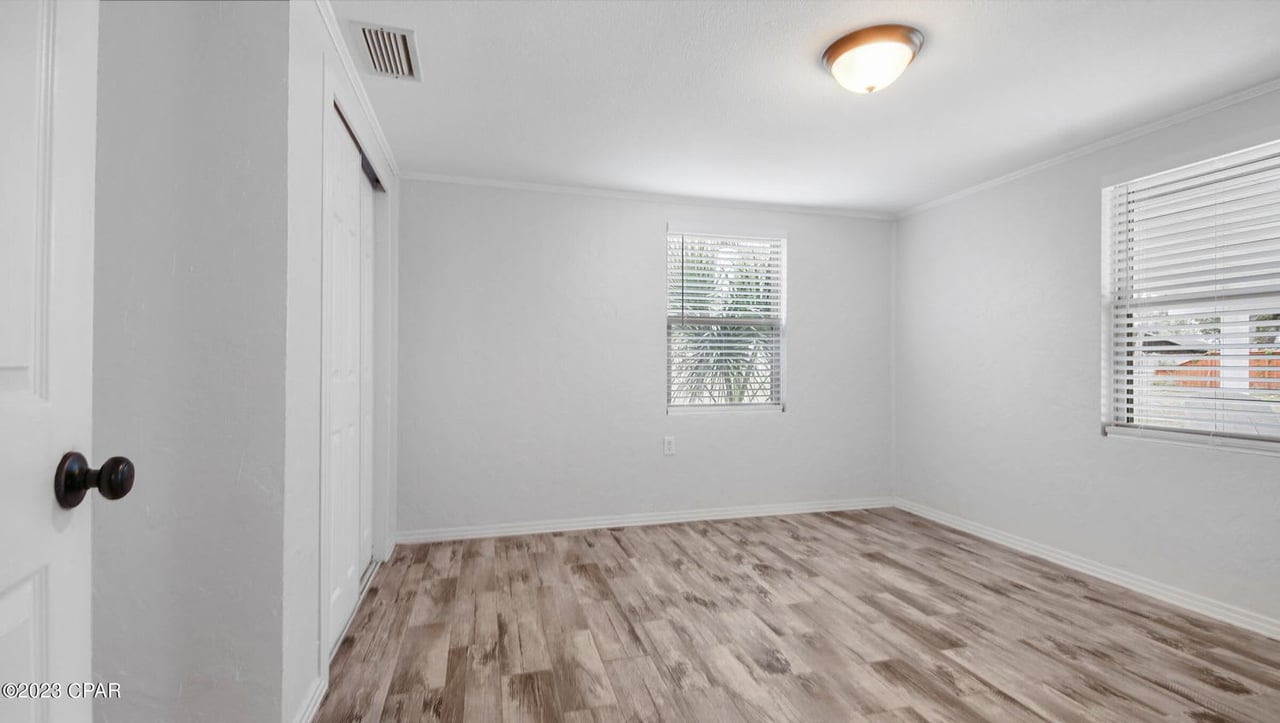 635 S GAY Avenue