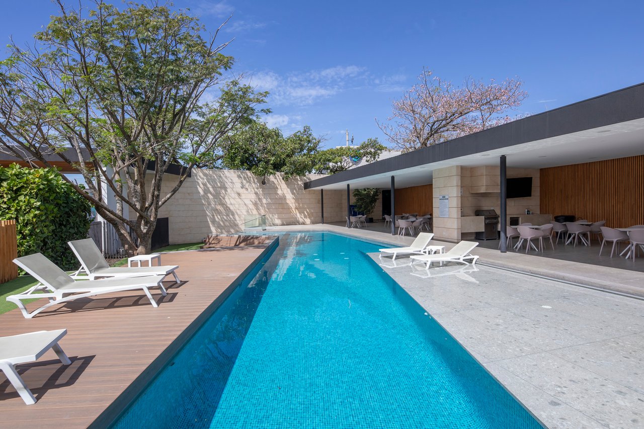 Private Pool Turnkey Condo, Santa Ana, San Jose