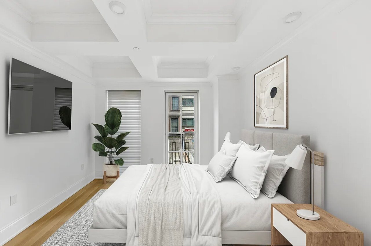 184 East 64th Street, Apt M