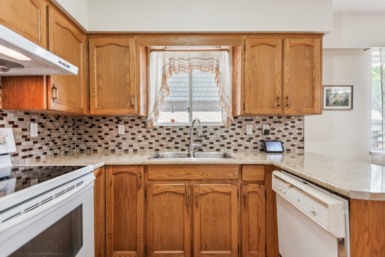 112 E 19th Ave