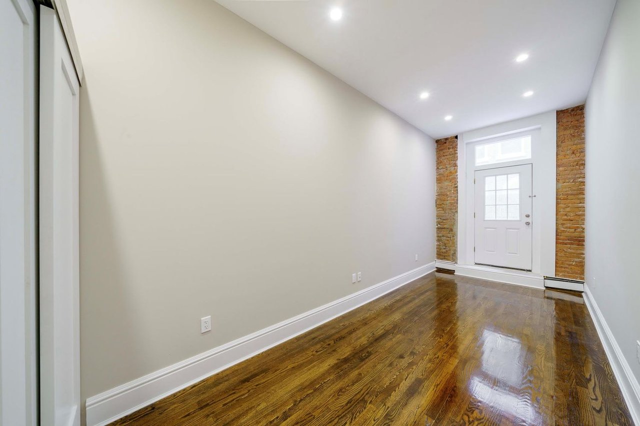120 West 25th St, #2W