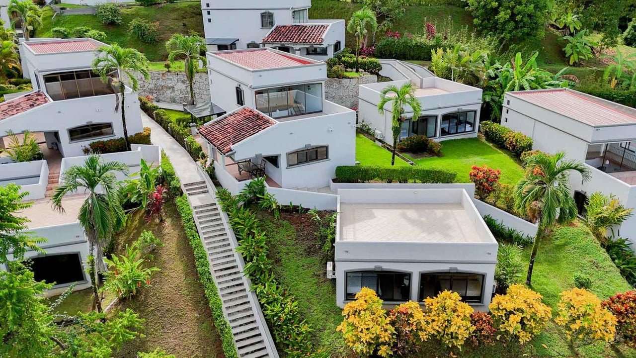 Secure Gated Villa Community, Ojochal, Puntarenas