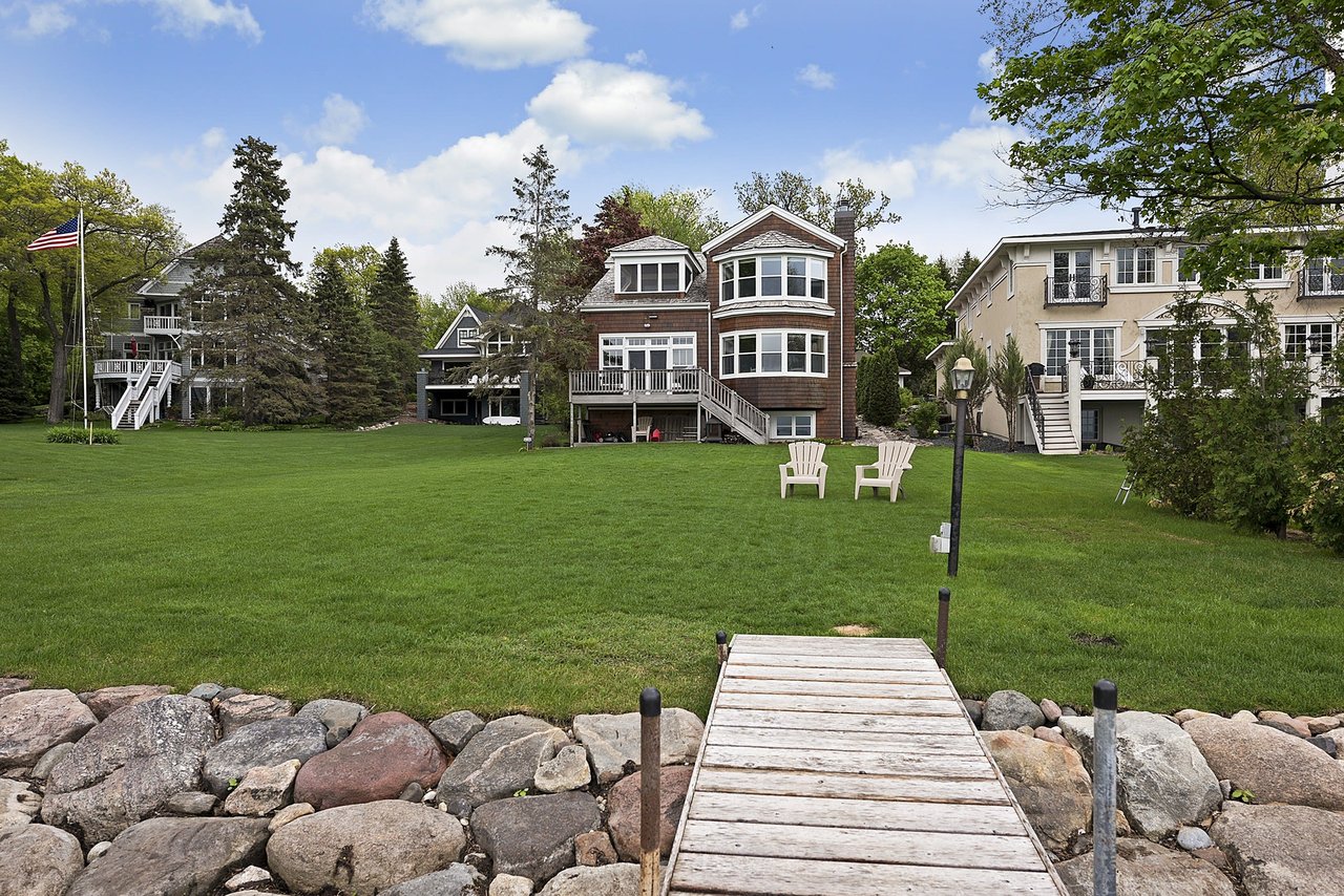 4265 Cottonwood Lane, Deephaven