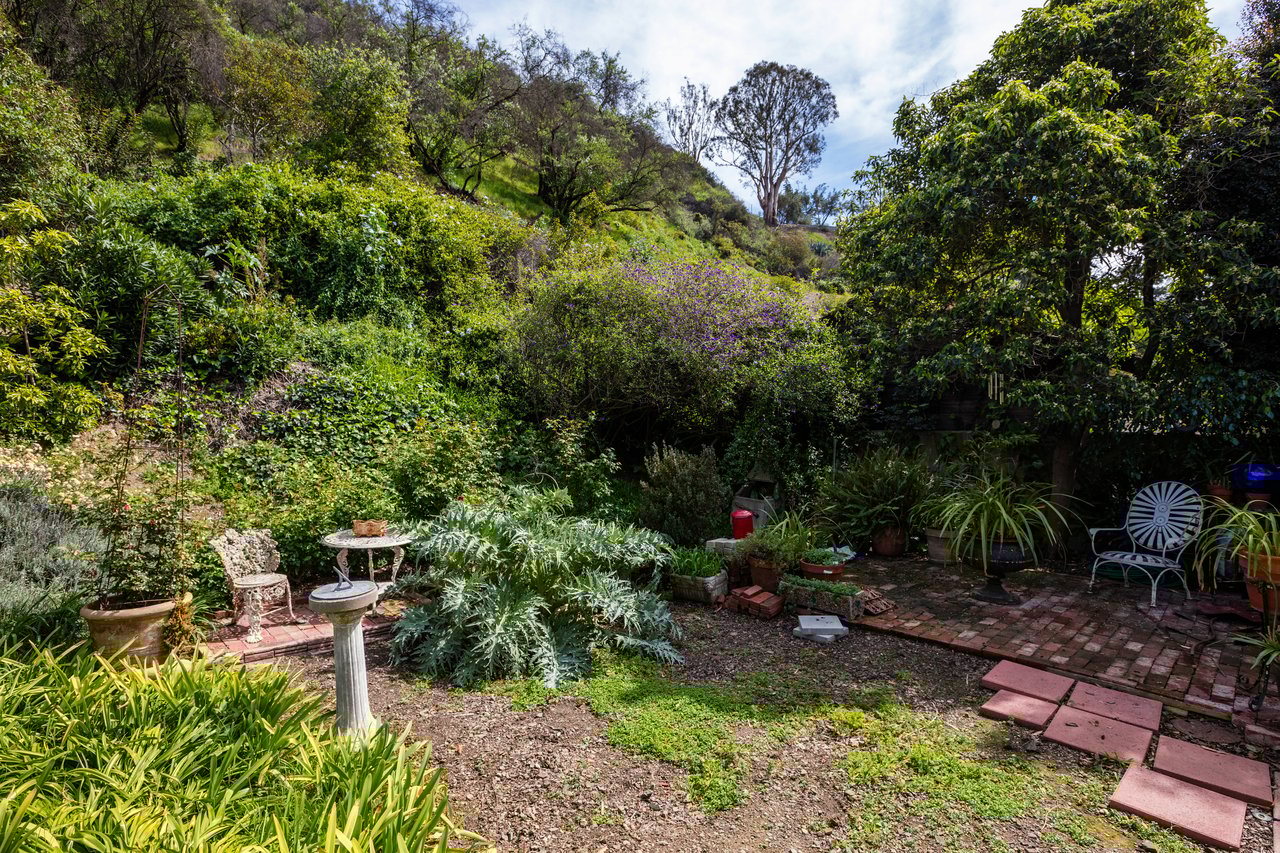 Bel Air Cottage