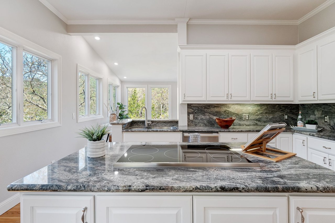 166 Crane Drive, San Anselmo