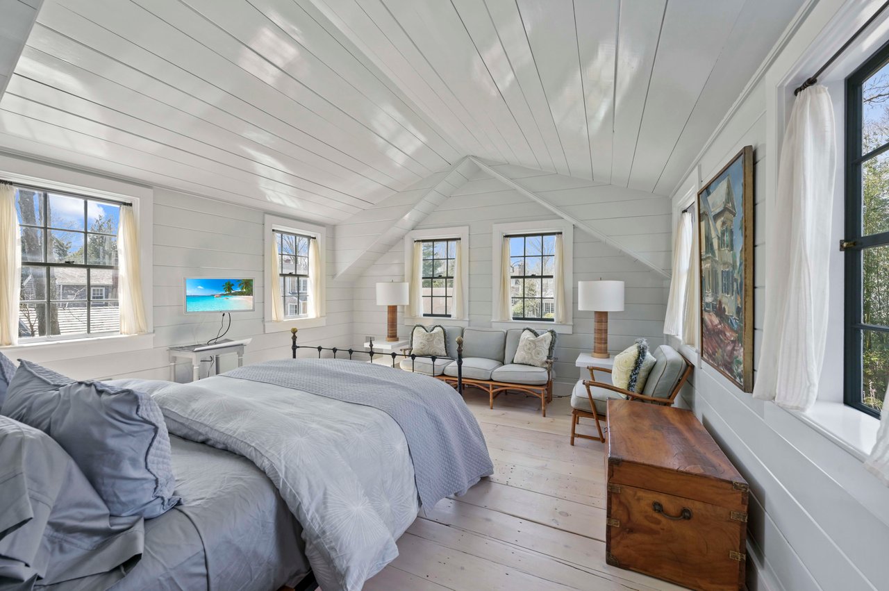 18th Century Designer Residence in Sag Harbor Village