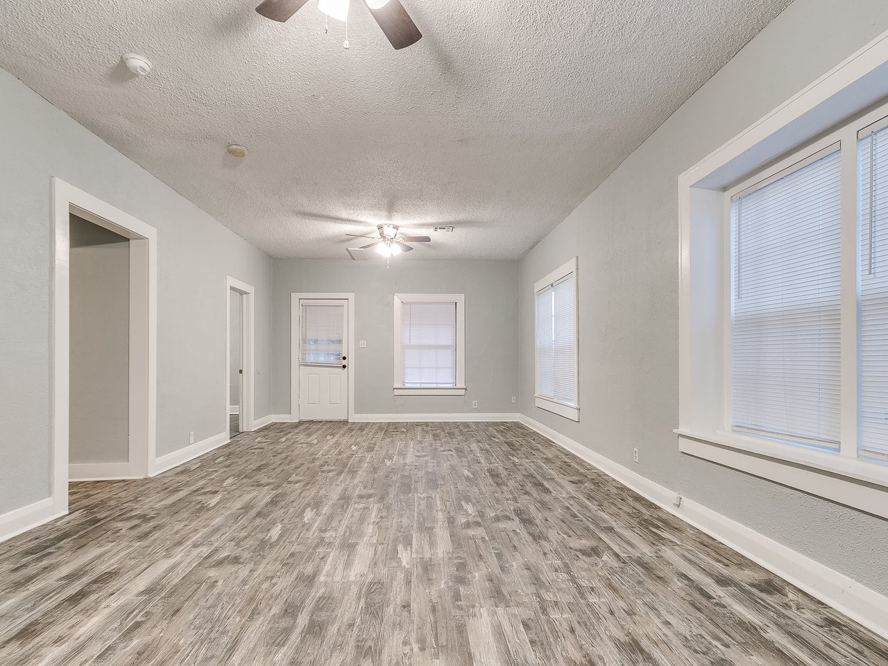 1313 N Beard Ave