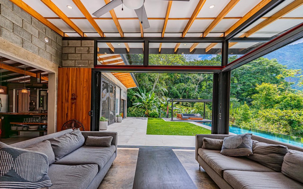 Off-Grid Regenerative Homestead, Perez Zeledon, San Jose