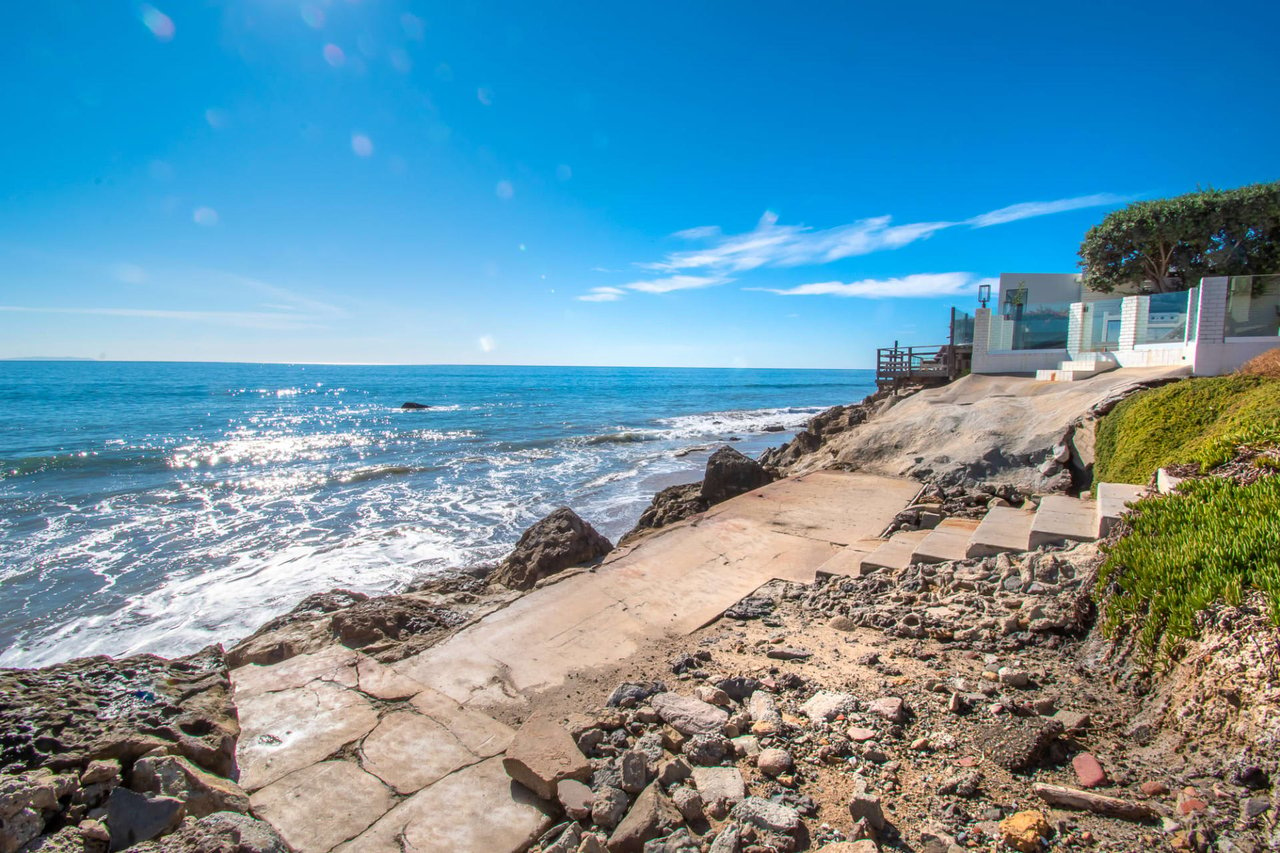 Build Your Dream Home on Malibu Road