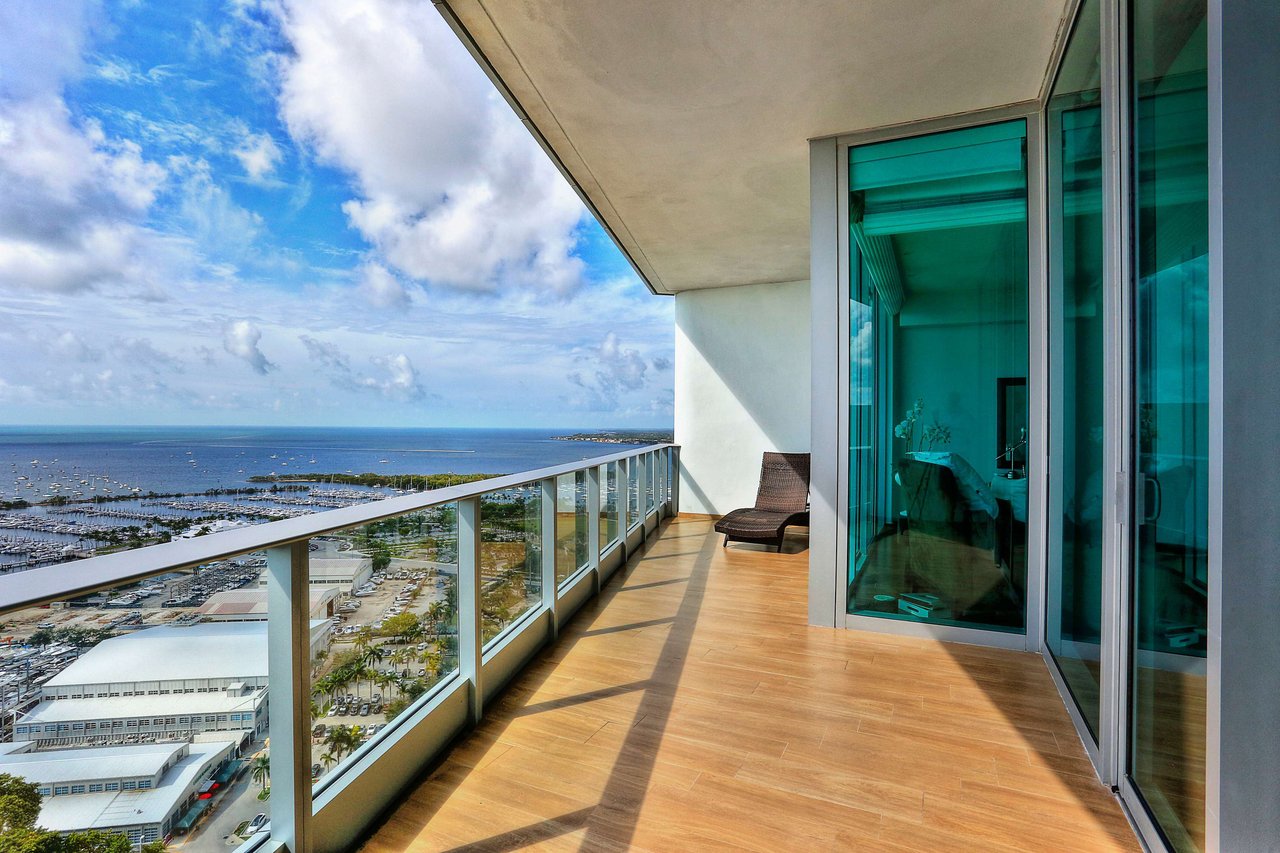 2627 S Bayshore Drive #2903