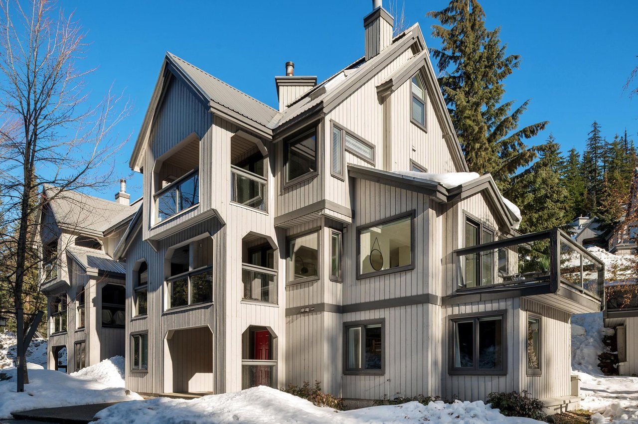 4-2548 Snowridge Cres