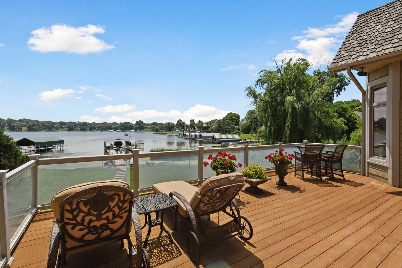 1006 Wildhurst Trl, Orono MN