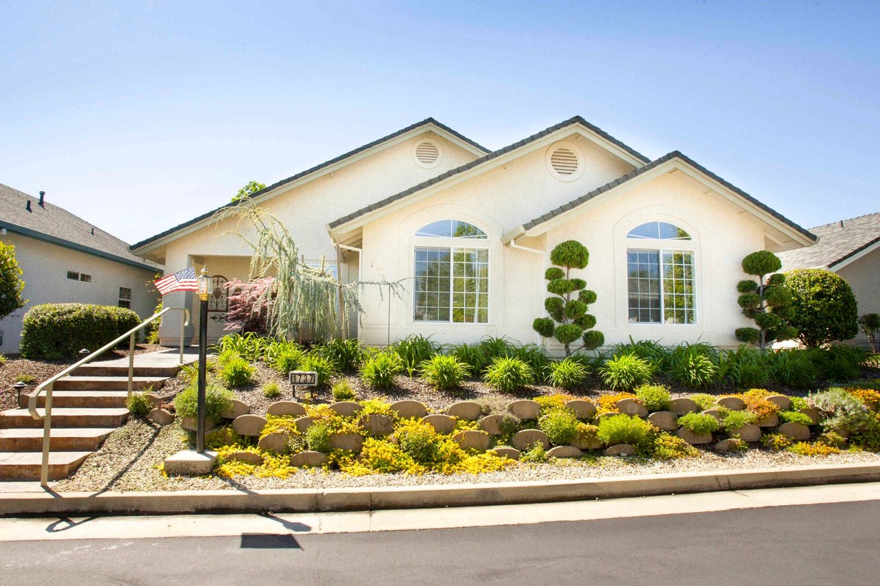 1737 CAPISTRANO WALK