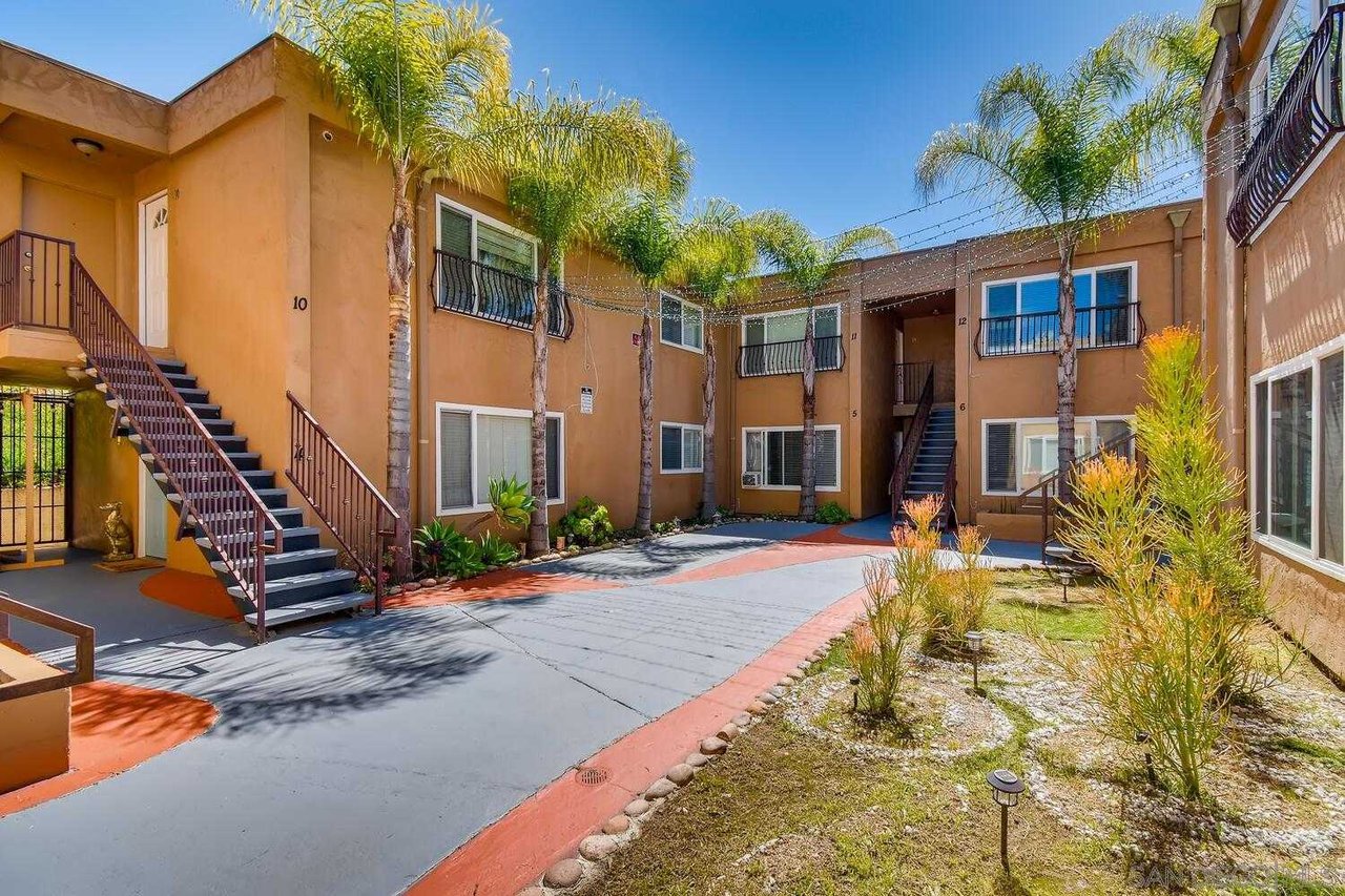 5014 Auburn Dr.