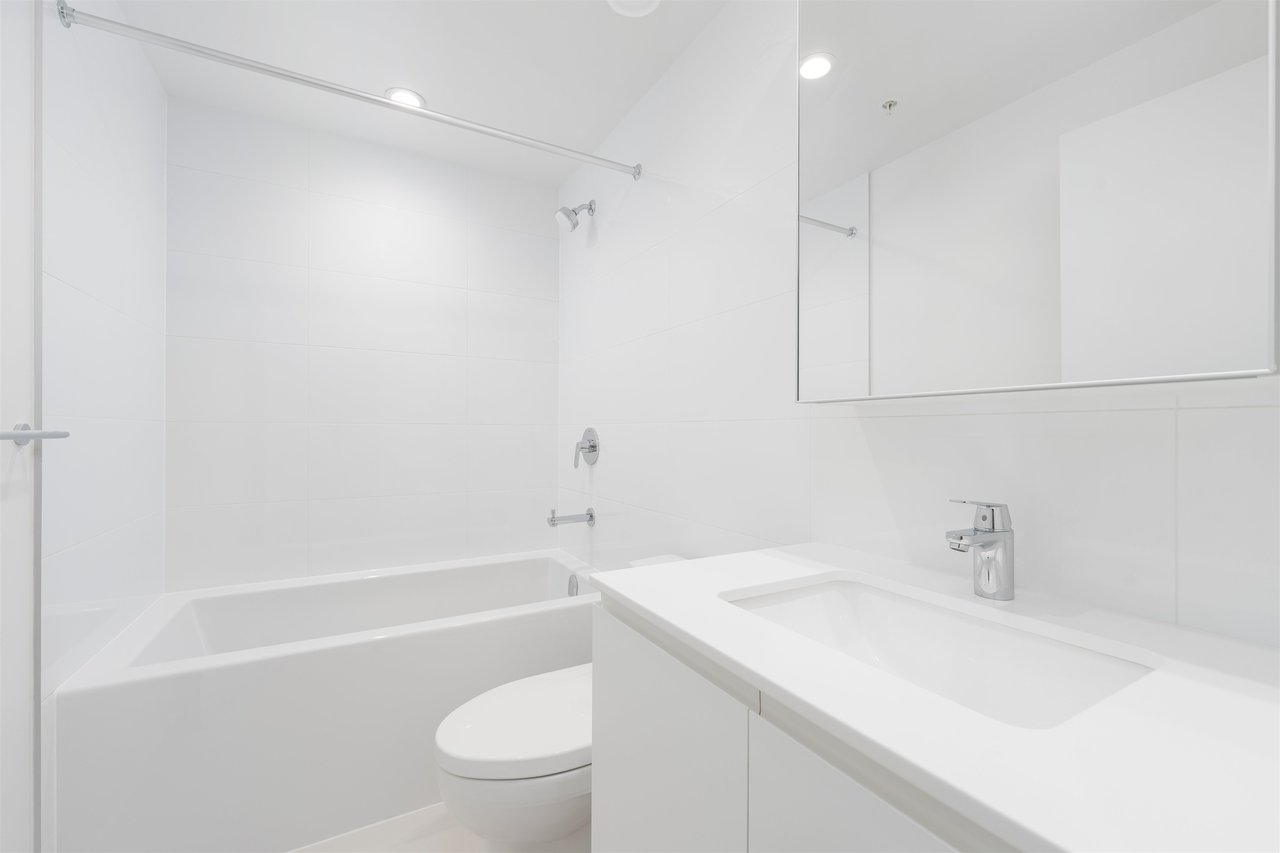 2001-3809 Evergreen Pl