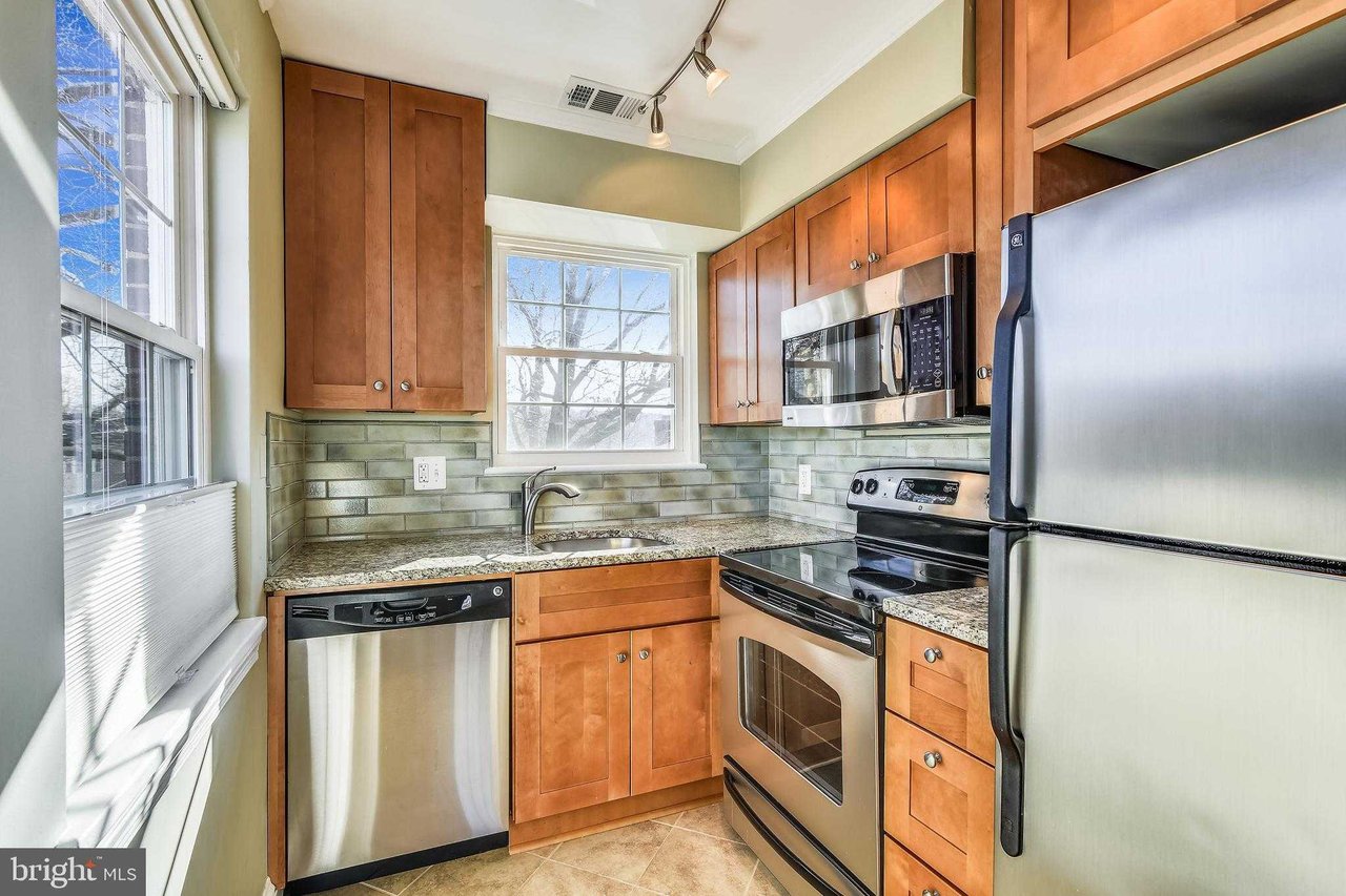 2105 N SCOTT STREET Unit 81