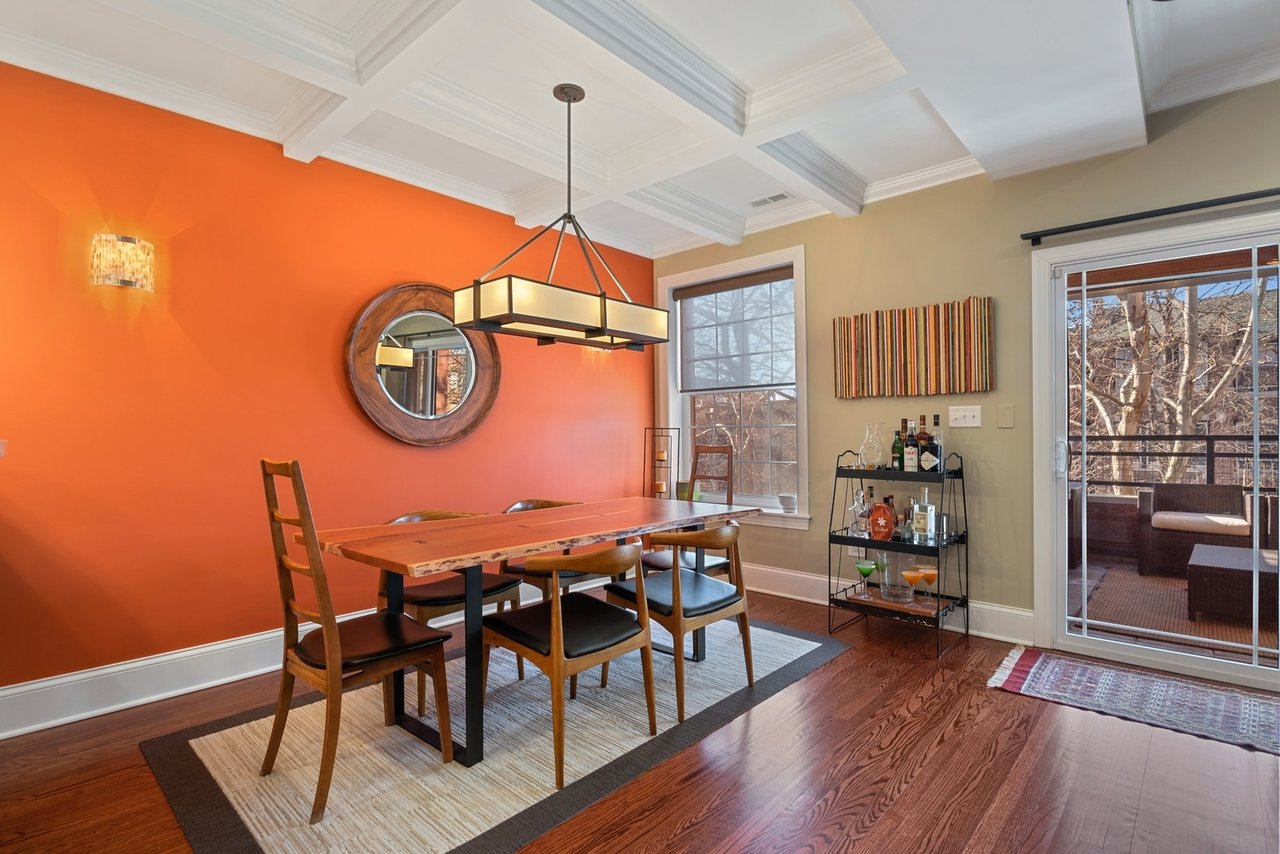 6335 N Magnolia Avenue # 2S