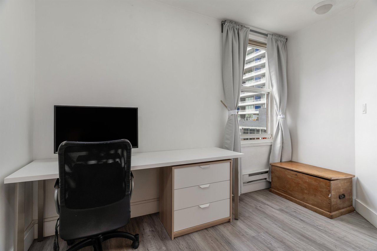 102-108 W Esplanade Ave