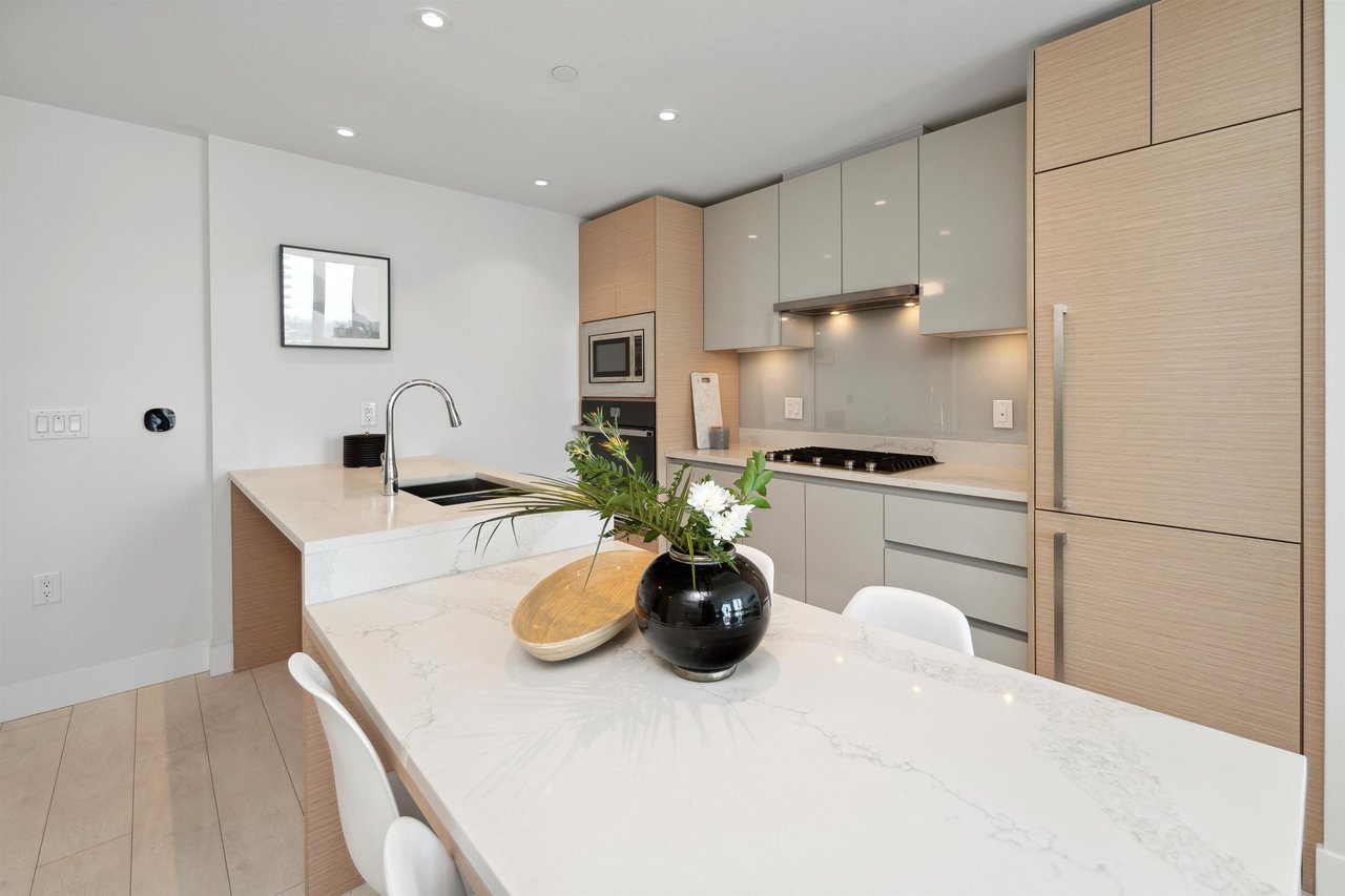 1708-3538 Sawmill Cres