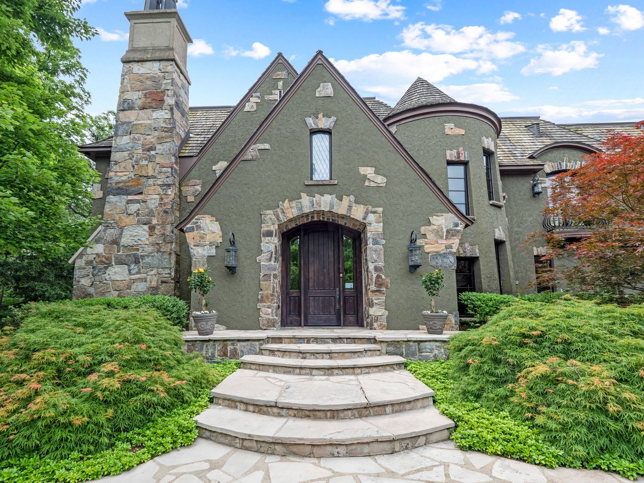 26565 Scenic Drive