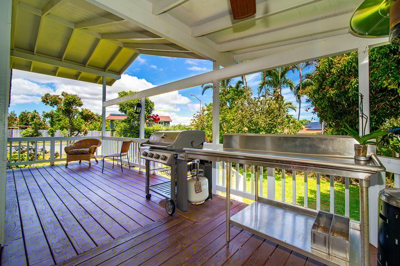 232 N Makaleha Place