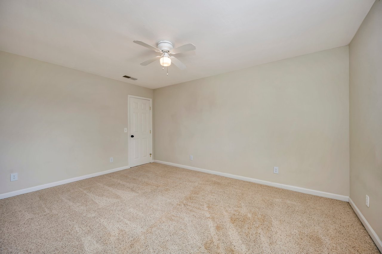 4858 Devonshire Place
