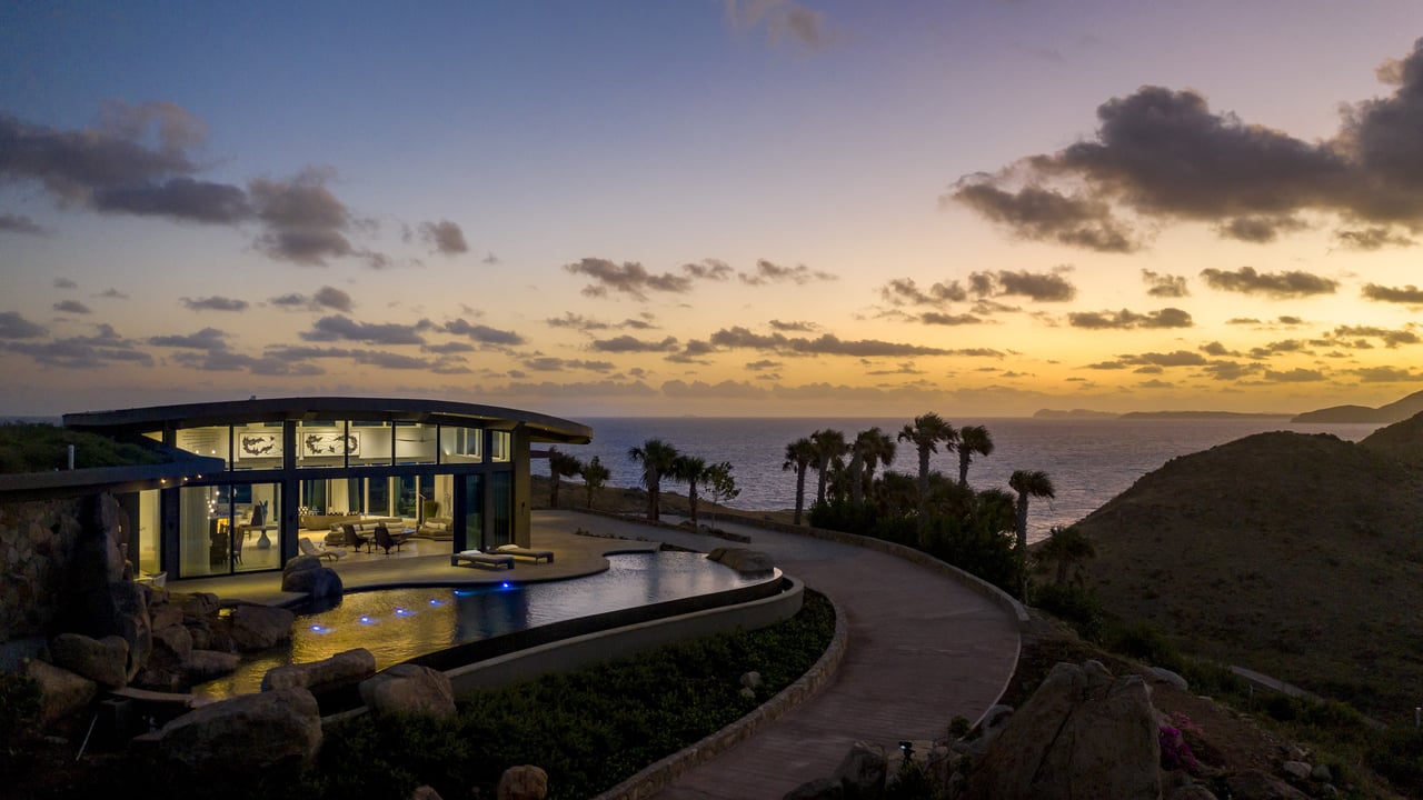 Halo Villa
