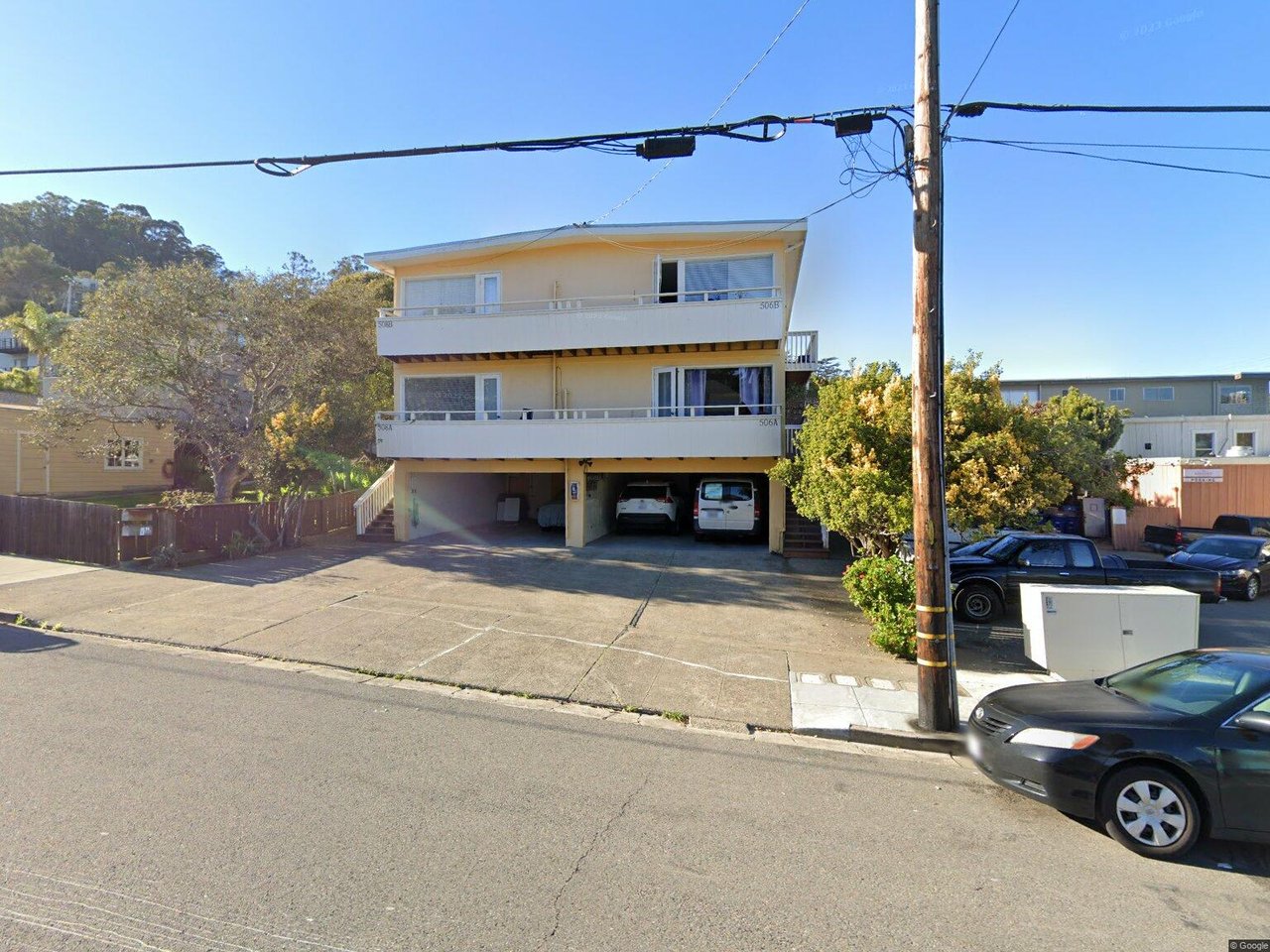 506 Spring St 