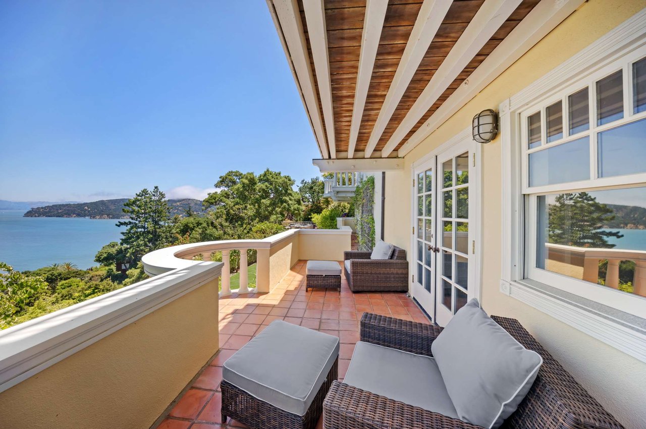 Iconic Belvedere View Estate