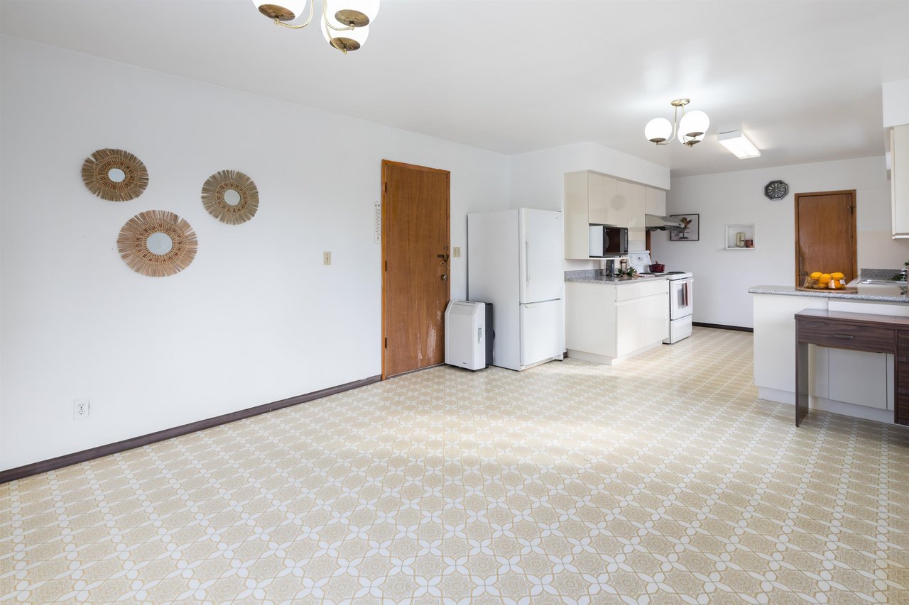 250 Alpha Ave