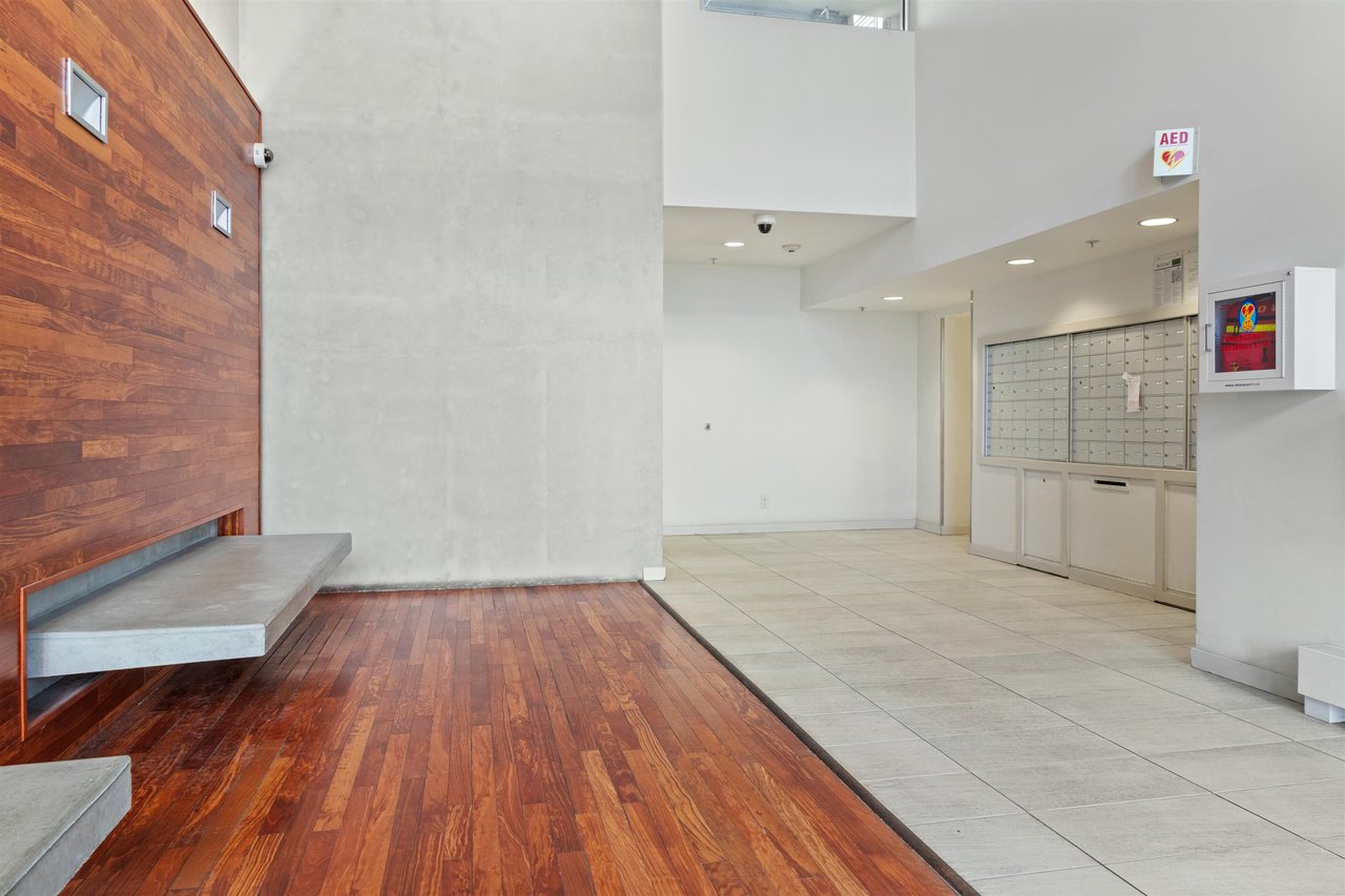 708-328 E 11th Avenue, Vancouver