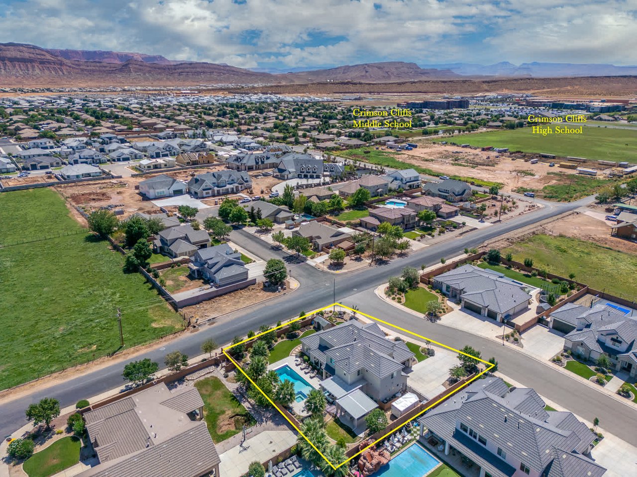 258 W Blue Quartz Dr