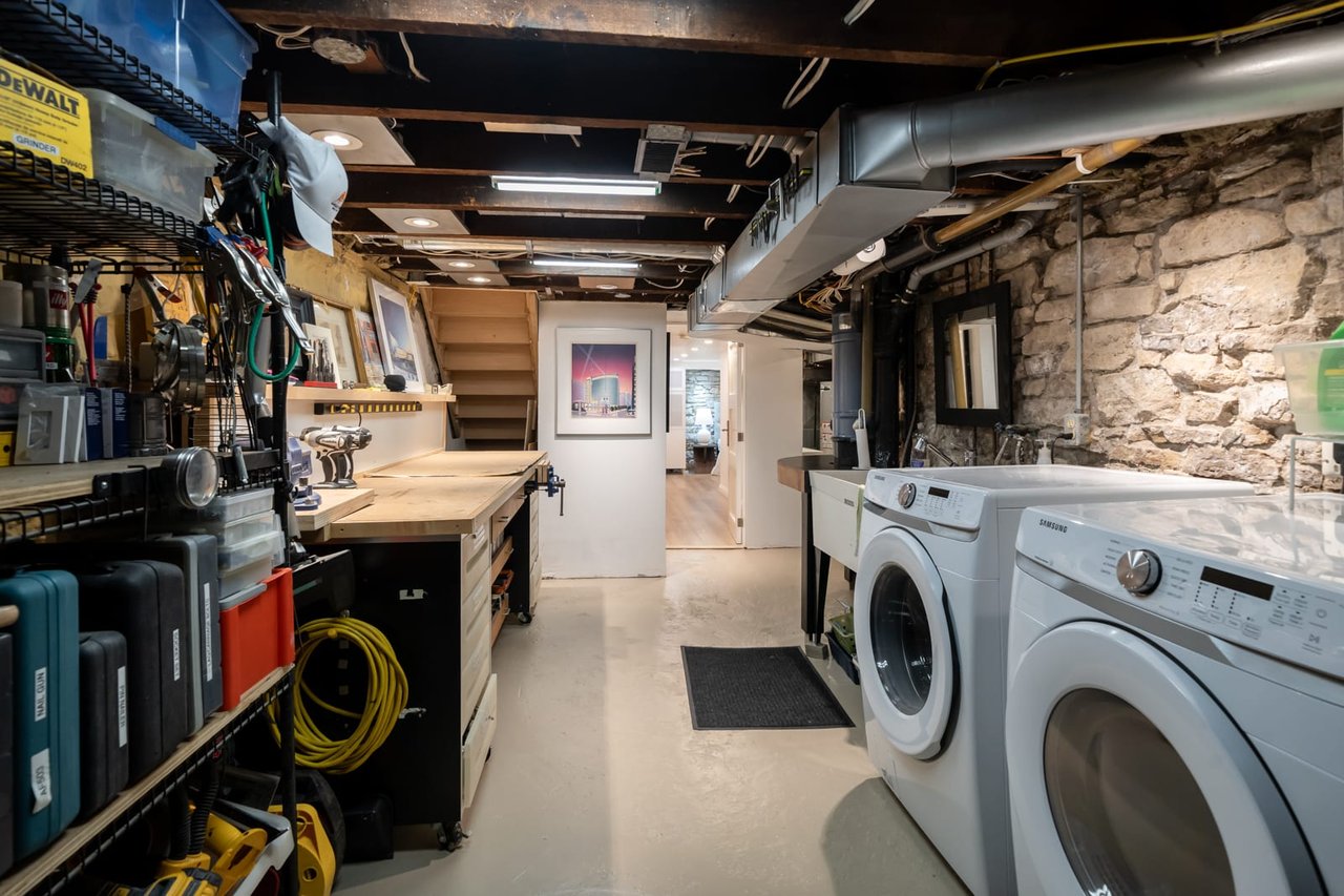 223 Indian Rd Cres