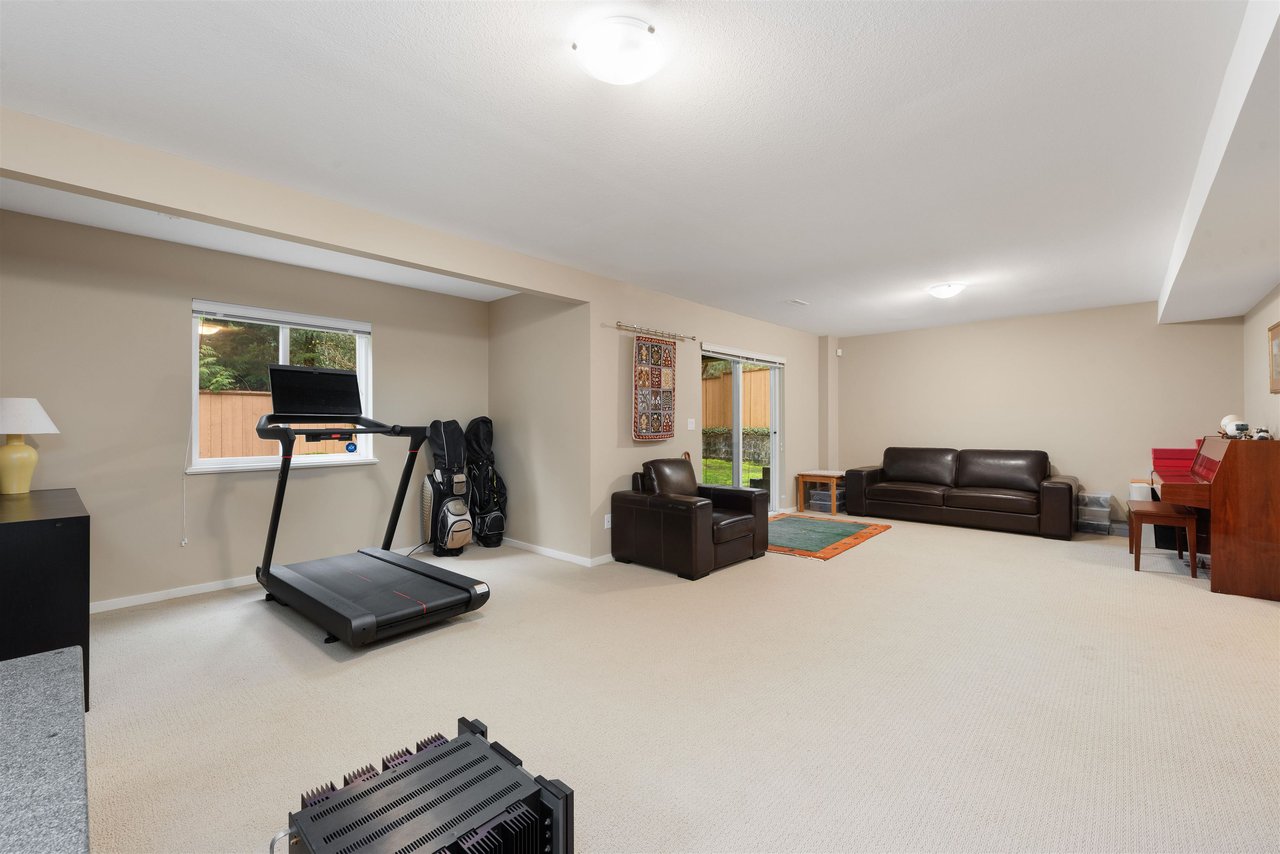 118 Hawthorn Drive, Port Moody