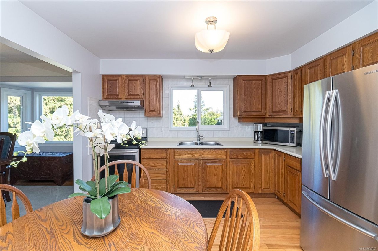 1550 McHattie Rd