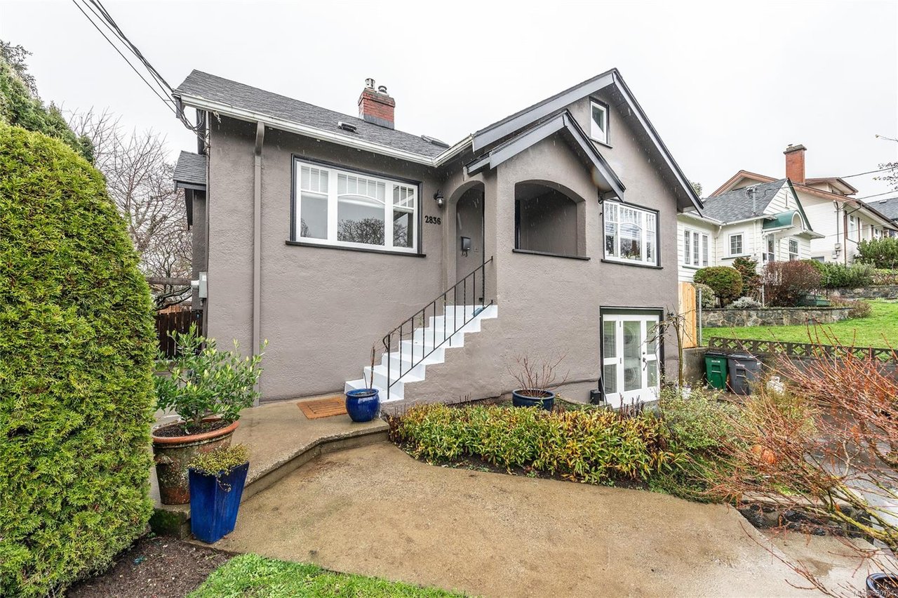 2836 Heath Dr