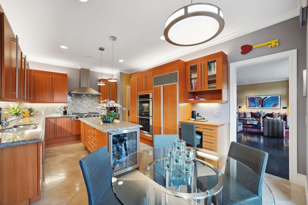 54 De Silva Island Drive