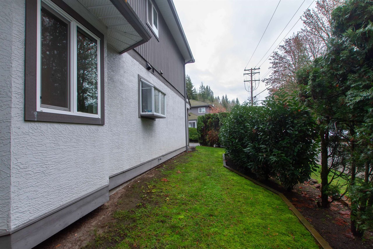 57-2401 Mamquam Rd