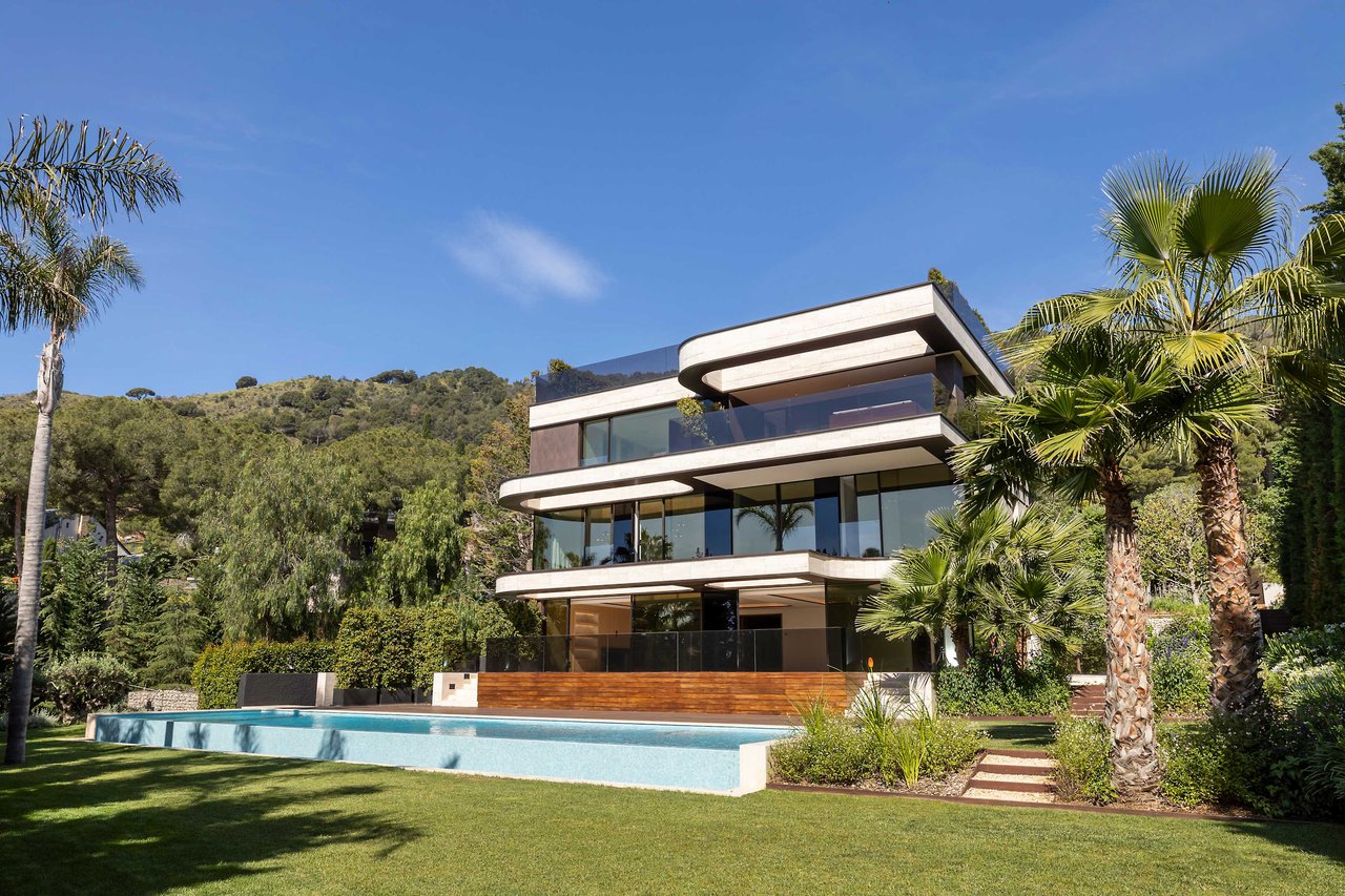 VILLA GRANDE