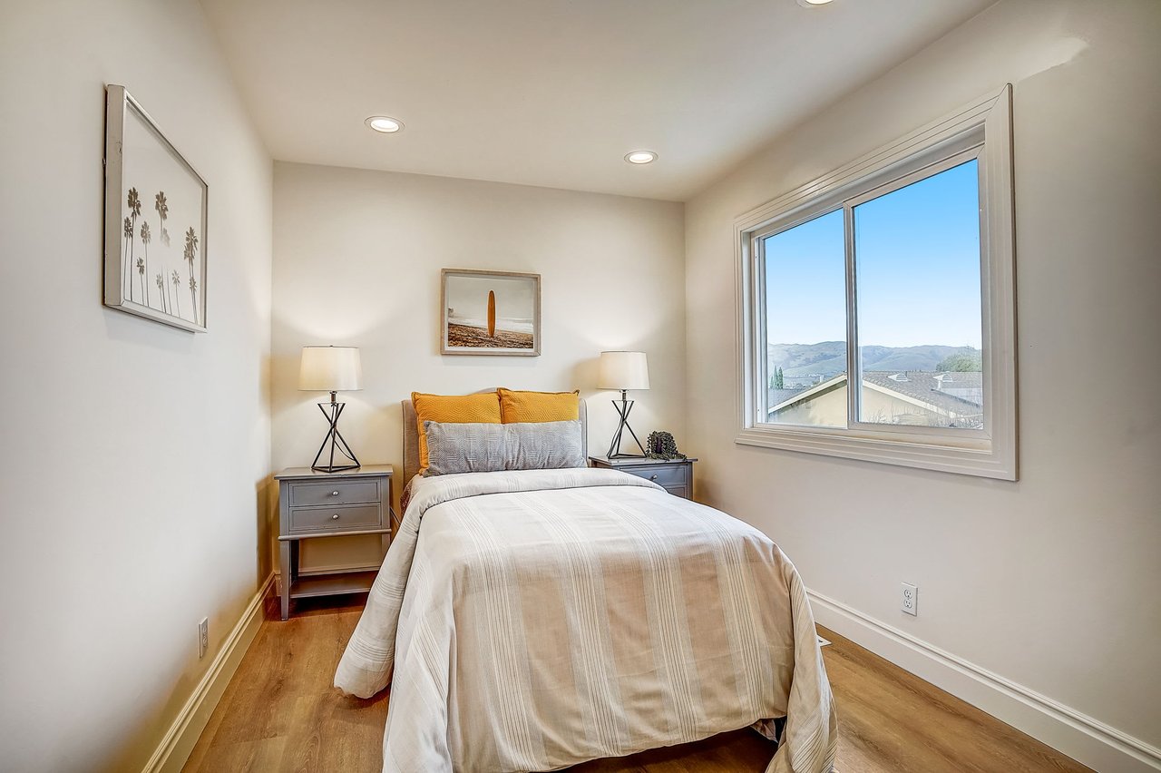 1216 Moonlight Way