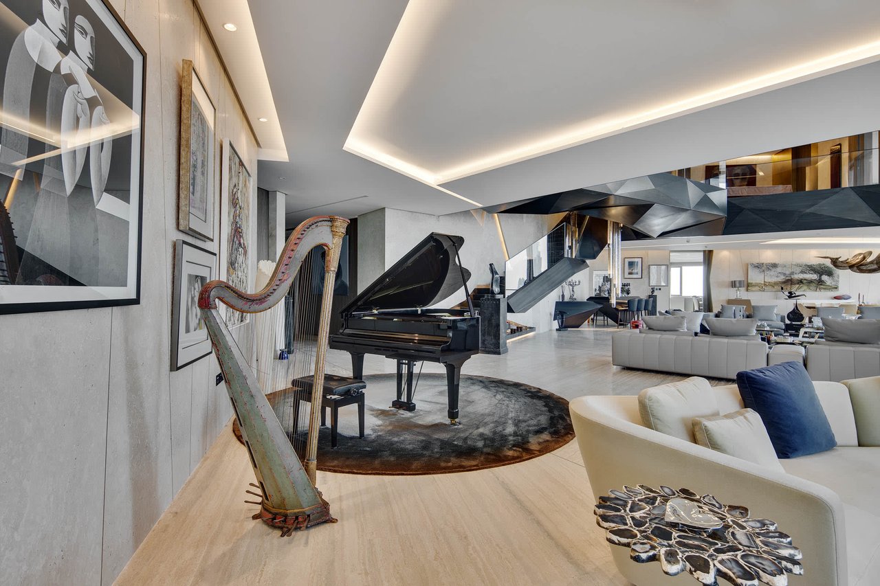 Volante Penthouse