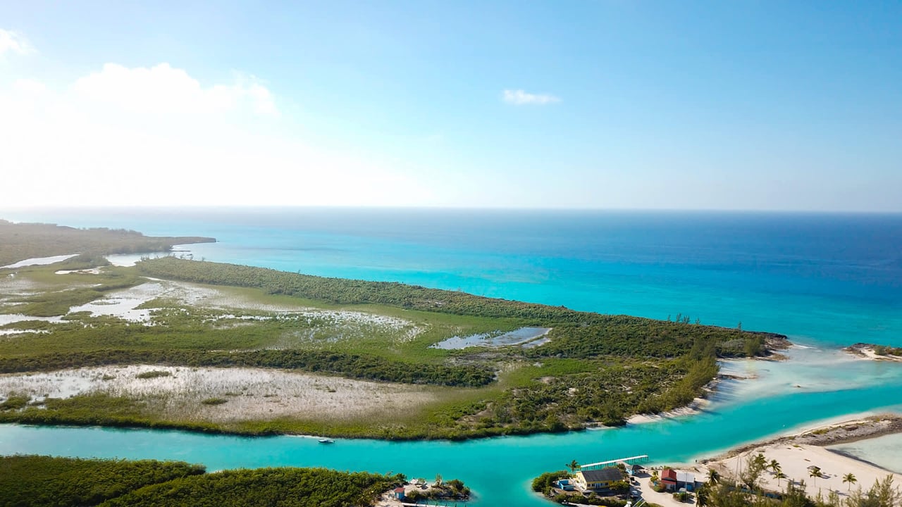 Hawks Nest Cay Cat Island