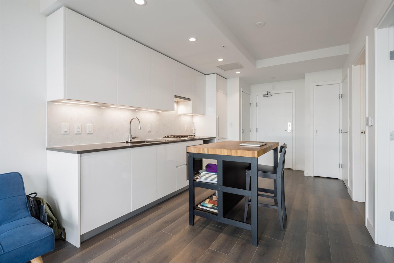 511-8181 Chester St