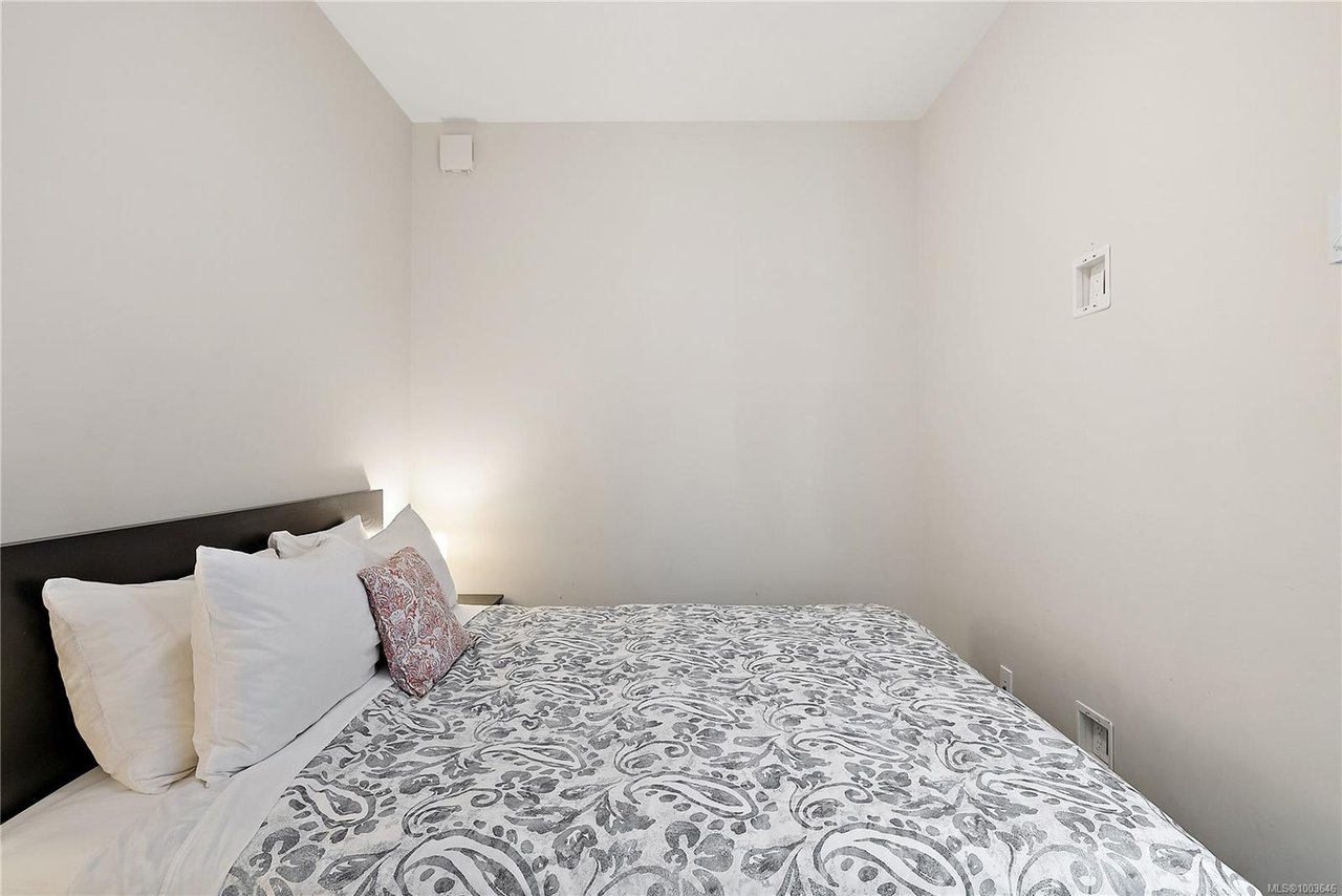 408-613 Herald St, Victoria