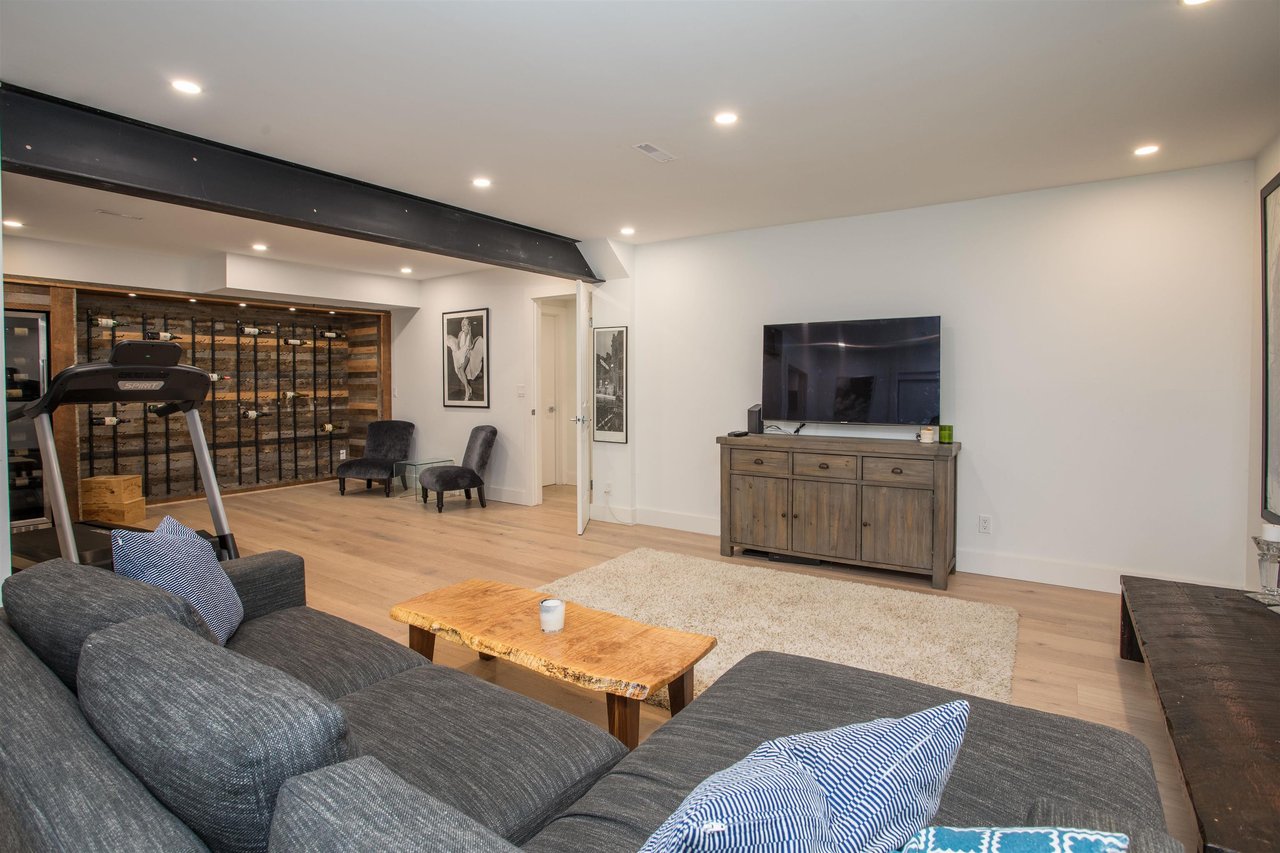 5732 Westport Ct