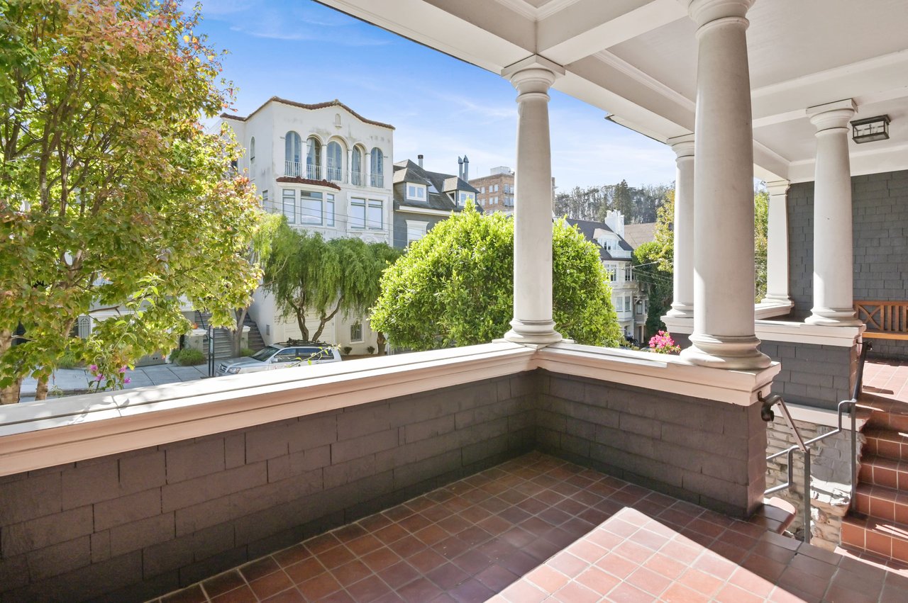 Designer-Renovated 3BD Cow Hollow Condo