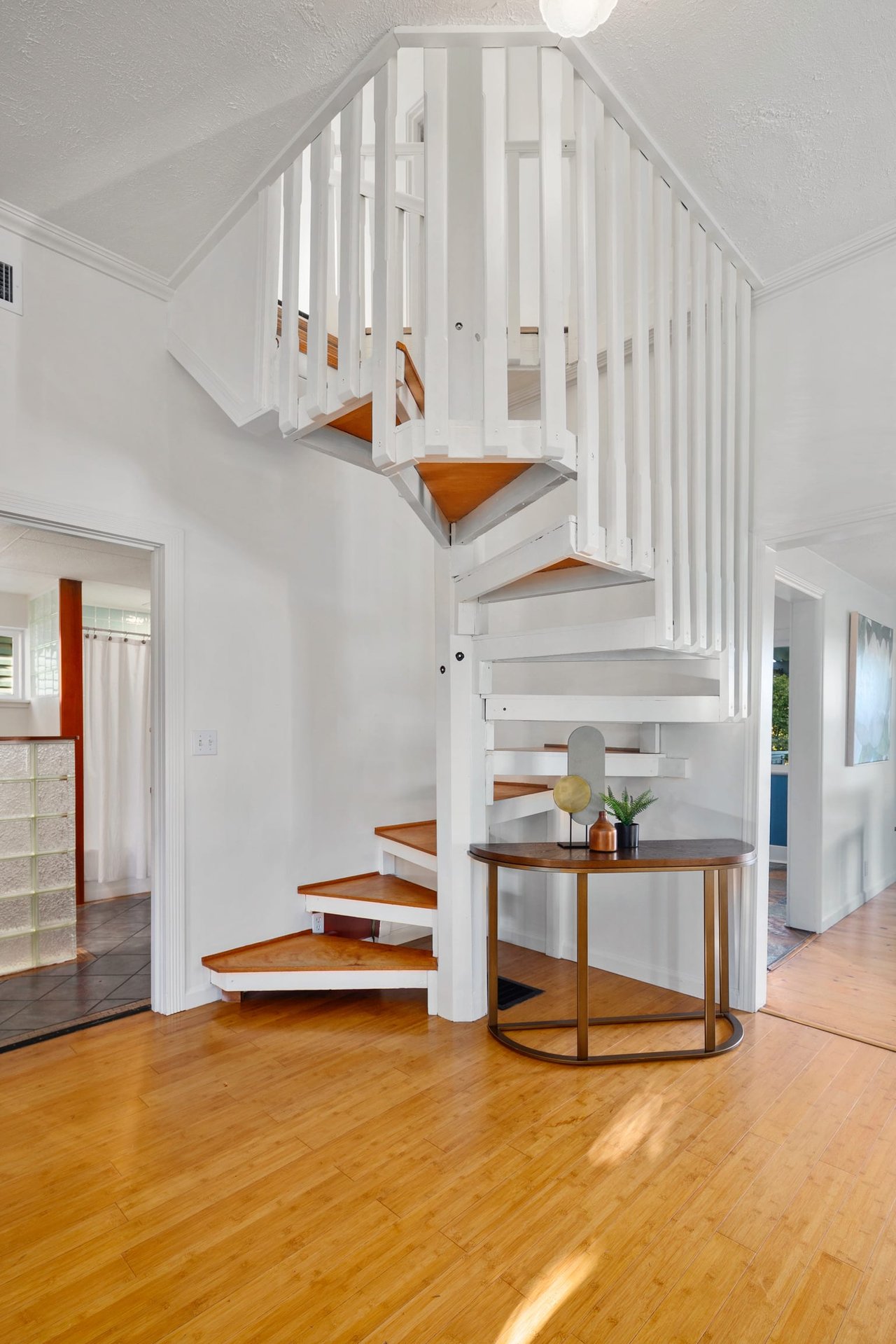 65 Pine Ave 